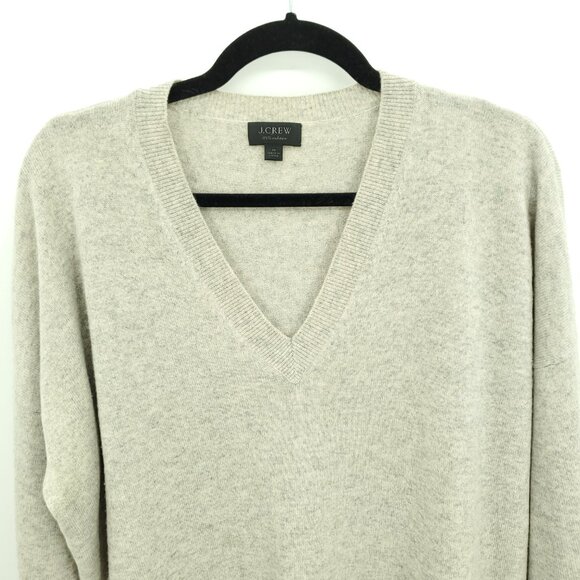 J. Crew Cashmere Boyfriend V-neck Relaxed Fit Sweater M Heather Beige/Grey - Picture 3 of 13